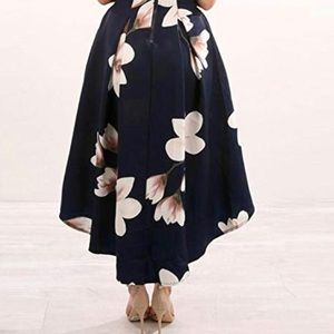 Women’s floral print v neck dress. Worn once.